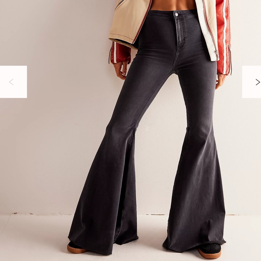 Free People We the Free “Just Float On Flare Jeans” Washed Black - Sz 29